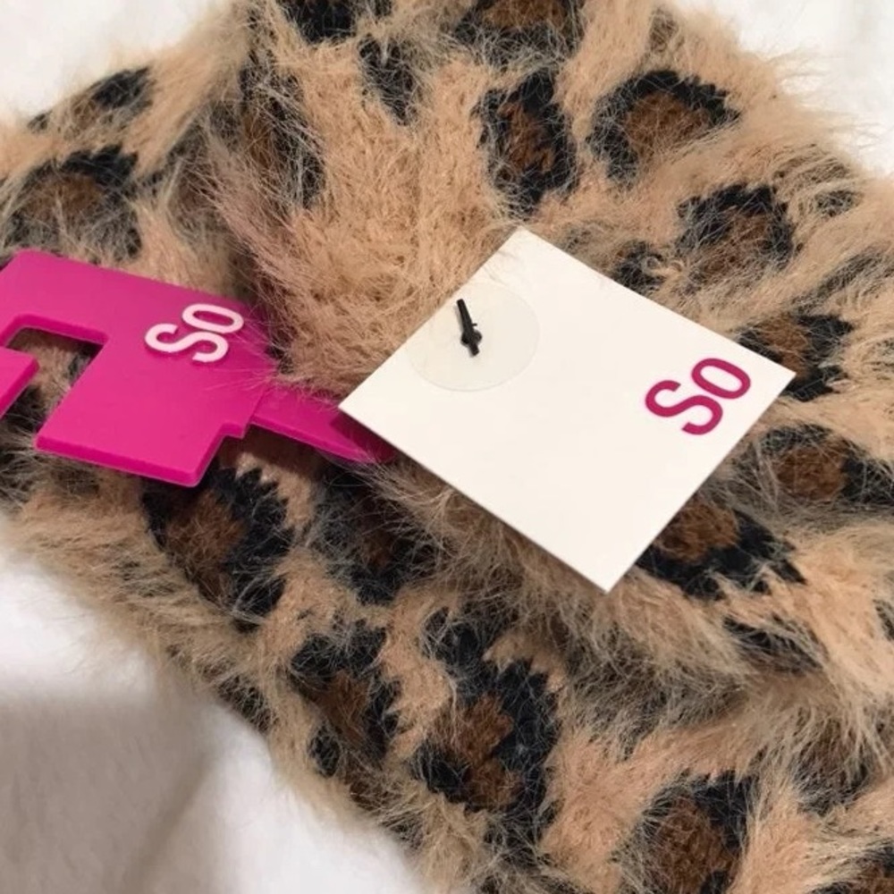 2/$20 SO Womens Natural Leopard OSFM Fall Beanie - Picture 2 of 5